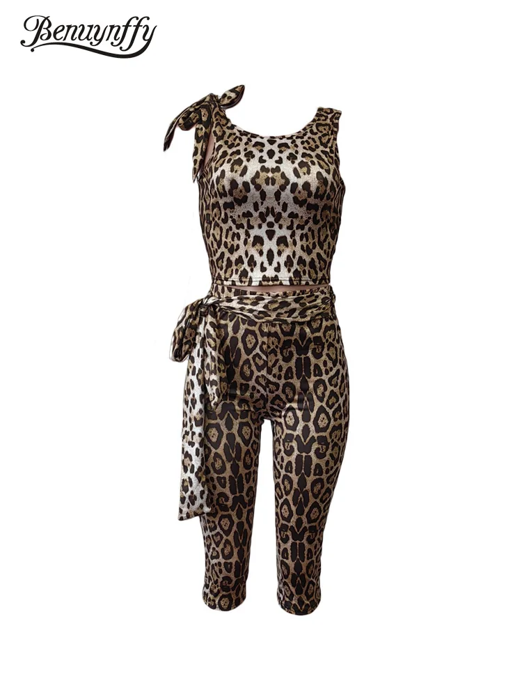 Benuynffy Women's 2 Piece Sets Leopard Print Knot Shoulder O-Neck Sleeveless Crop Top Sexy Club Party Elastic Skinny Pants Set
Benuynffy Women's 2 Piece Sets Leopard Print Knot Shoulder O-Neck Sleeveless Crop Top Sexy Club Party Elastic Skinny Pants Set