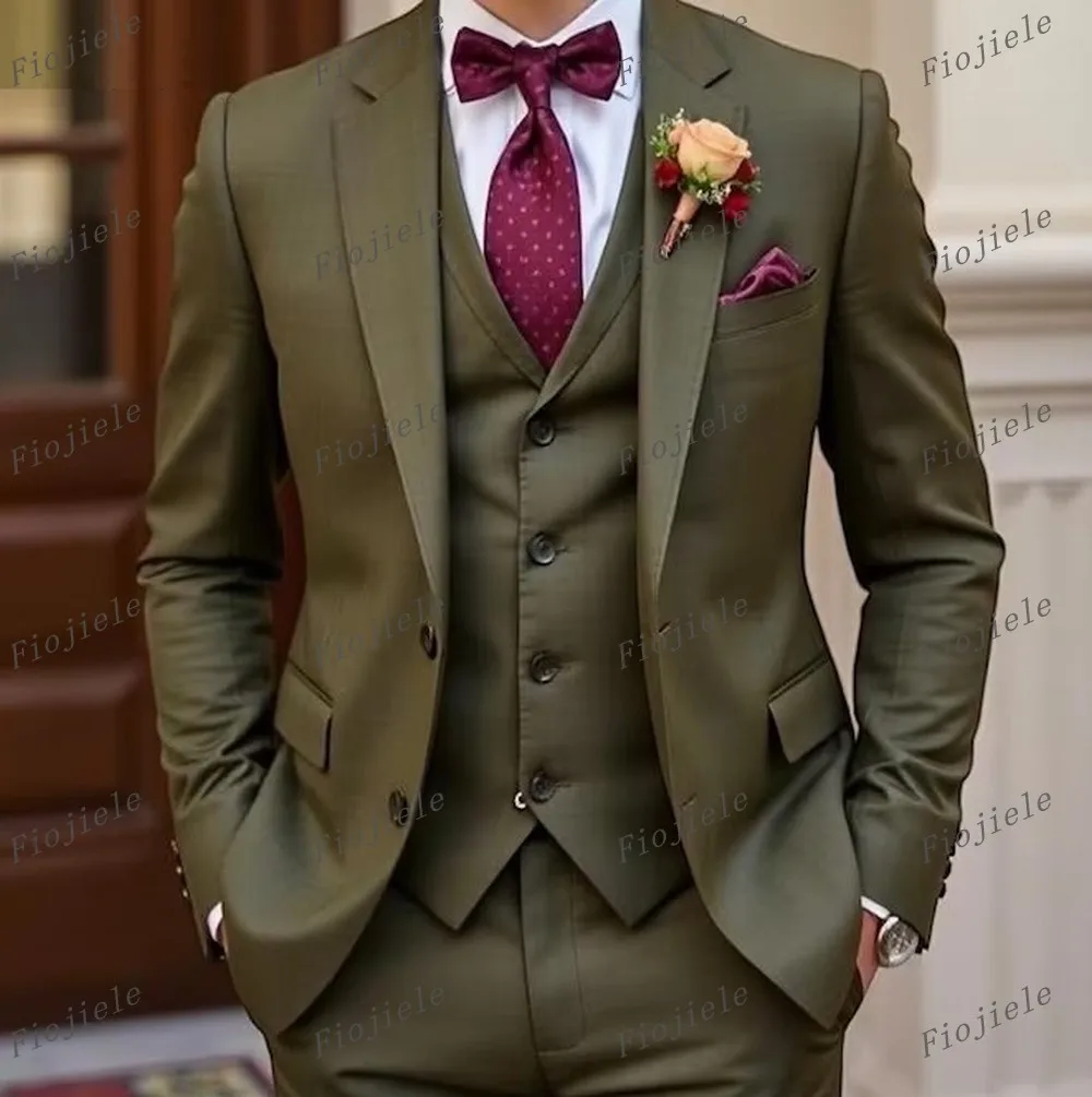 Army Green Formal Occasion Men Suit Business Tuxedos Groom Groomsman Wedding Party Prom Male 3 Piece Set Blazer Vest Pants
Army Green Formal Occasion Men Suit Business Tuxedos Groom Groomsman Wedding Party Prom Male 3 Piece Set Blazer Vest Pants