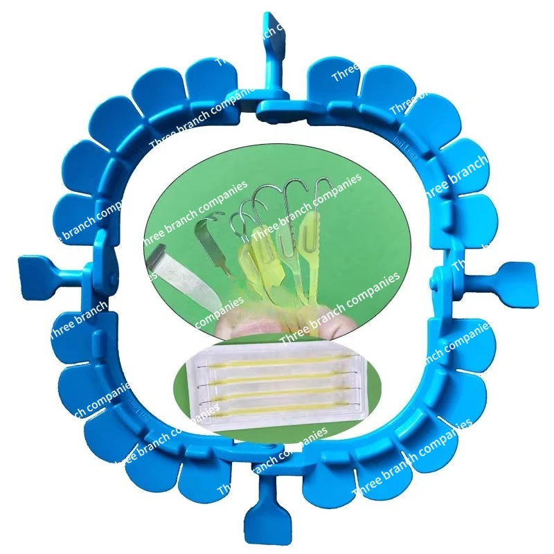 Disposable retractor with retractor
Disposable retractor with retractor