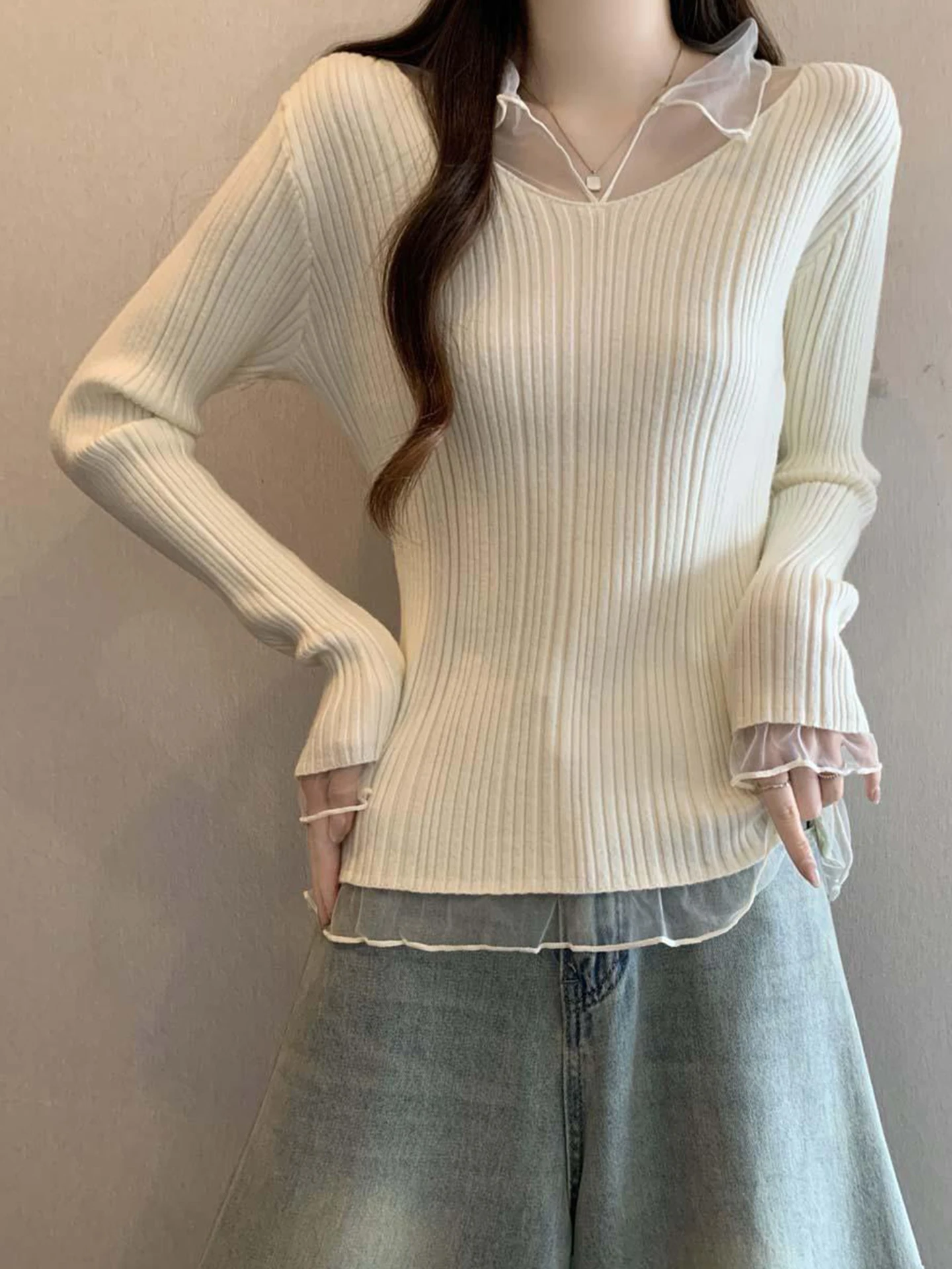 Женская трикотажная базовая кофта Slim Fit для ранней весны, больших размеров, визуально стройнящая, с пэчворком на плечах, для повседневной носки
Женская трикотажная базовая кофта Slim Fit для ранней весны, больших размеров, визуально стройнящая, с пэчворком на плечах, для повседневной носки