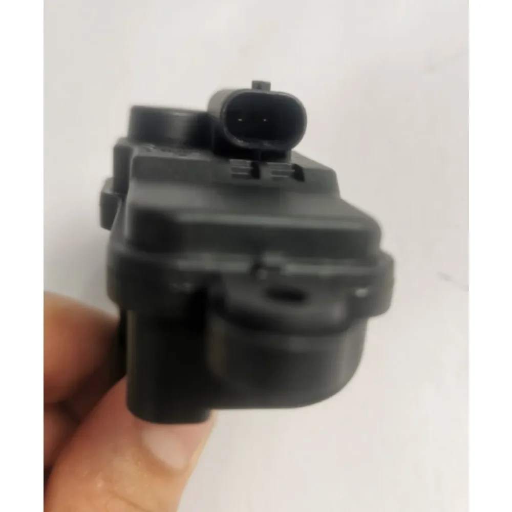 Fuel Filler Flap Lock Actuator Motor 3GD810773 for VW Arteon Golf Passat 2015-2020 510810773 3G0862153 New Cars Accessories
Fuel Filler Flap Lock Actuator Motor 3GD810773 for VW Arteon Golf Passat 2015-2020 510810773 3G0862153 New Cars Accessories