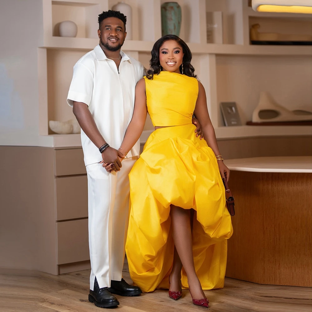 Elegant Africa Satin Evening Dresses Fashion High Low Ruffles Taffeta Prom Dress Puffy Satin Plus Size Pageant Celebrity Gowns
Elegant Africa Satin Evening Dresses Fashion High Low Ruffles Taffeta Prom Dress Puffy Satin Plus Size Pageant Celebrity Gowns