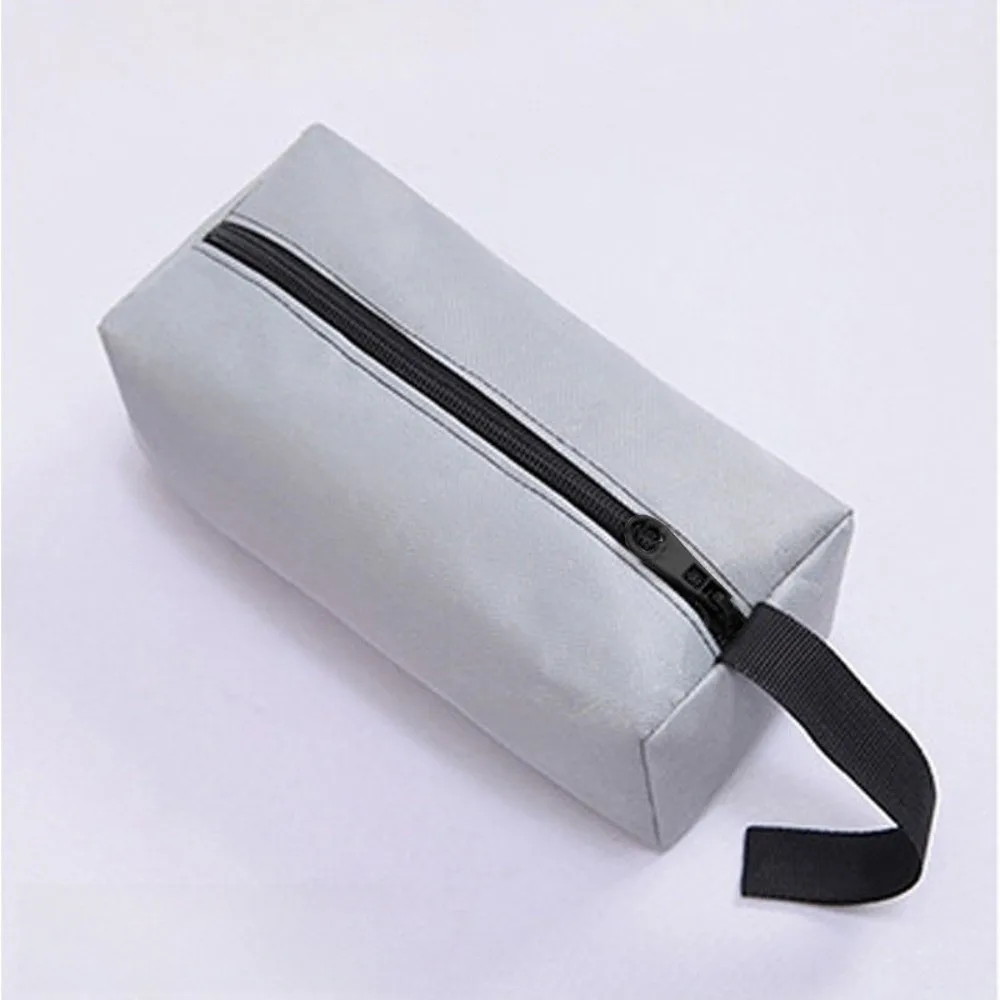 Versatile Zipper Tool Storage Bag Oxford Cloth Waterproof Parts Bag Portable Thickened Tool Pouch Service Tool Parts
Versatile Zipper Tool Storage Bag Oxford Cloth Waterproof Parts Bag Portable Thickened Tool Pouch Service Tool Parts