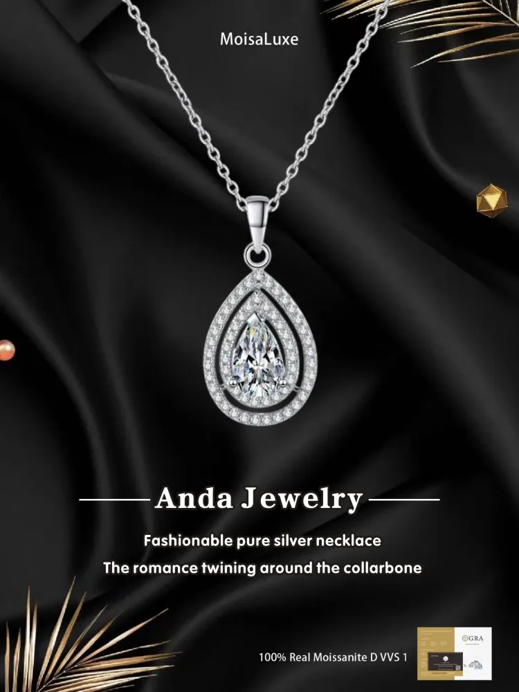 Moissanite Plata Sterling 925 Silver Water Drop Pear-shaped Hollow Pendant Full of Moissanite Necklace GRA Certified
Moissanite Plata Sterling 925 Silver Water Drop Pear-shaped Hollow Pendant Full of Moissanite Necklace GRA Certified