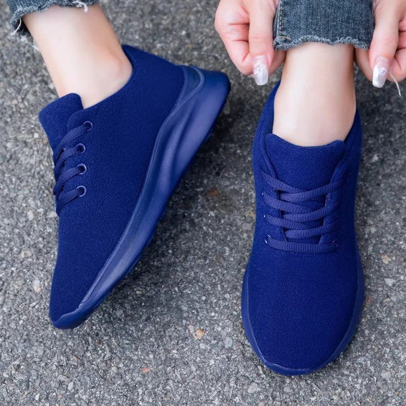 Fujeak New Men Running Shoes Breathable Outdoor Sports Shoe Lightweight Sneakers Comfortable Athletic Training Footwear 36-42
Fujeak New Men Running Shoes Breathable Outdoor Sports Shoe Lightweight Sneakers Comfortable Athletic Training Footwear 36-42