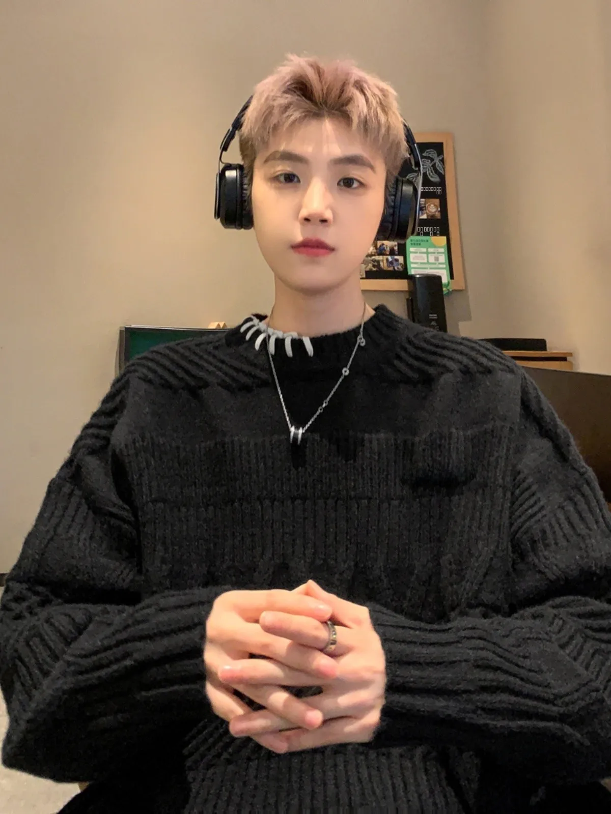 Мужской свободный повседневный трикотаж: весенне-осенняя вязаная верхняя одежда в американском ретро-стиле для подростков, модный бренд, свободный крой
Мужской свободный повседневный трикотаж: весенне-осенняя вязаная верхняя одежда в американском ретро-стиле для подростков, модный бренд, свободный крой