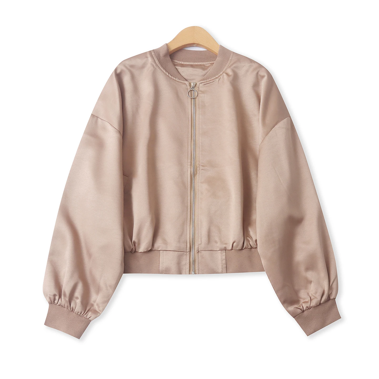 Embroidered Jacket Outerwear Spring New Women's All-Match Satin Loose Long Sleeve Zipper Baseball Style Casual Fashion
Embroidered Jacket Outerwear Spring New Women's All-Match Satin Loose Long Sleeve Zipper Baseball Style Casual Fashion