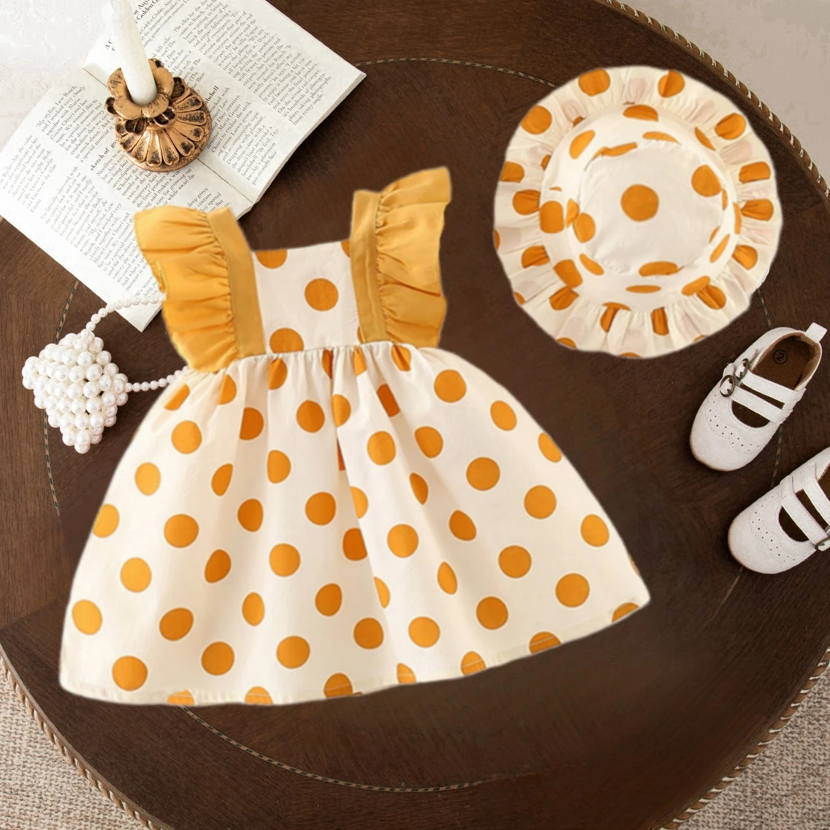 Summer Toddler Dress Polka Dot Printed Batwing Sleeved Dress for 0-2 Years Old Send Hat
Summer Toddler Dress Polka Dot Printed Batwing Sleeved Dress for 0-2 Years Old Send Hat
