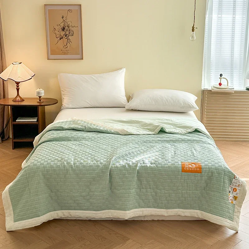Class A Waffle Soybean Fiber Xia Liang Quilt Student Dormitory Single Thin Quilt Summer Air Conditioning Quilt Machine Washable
Class A Waffle Soybean Fiber Xia Liang Quilt Student Dormitory Single Thin Quilt Summer Air Conditioning Quilt Machine Washable