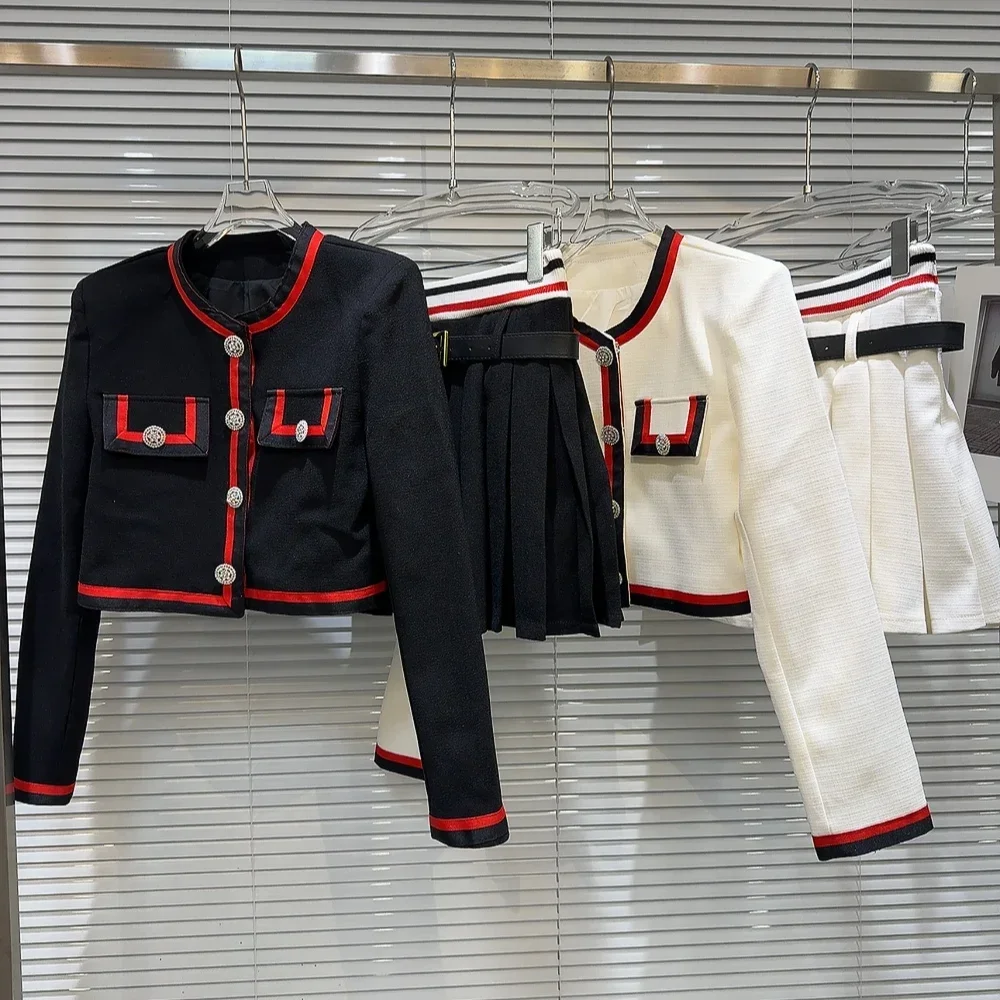 2024 Autumn New Chic Drill Buckle Striped Threaded Edge Black Jacket Coat Belt Short Pleated Skirt Two Piece Sets Women Outifits
2024 Autumn New Chic Drill Buckle Striped Threaded Edge Black Jacket Coat Belt Short Pleated Skirt Two Piece Sets Women Outifits