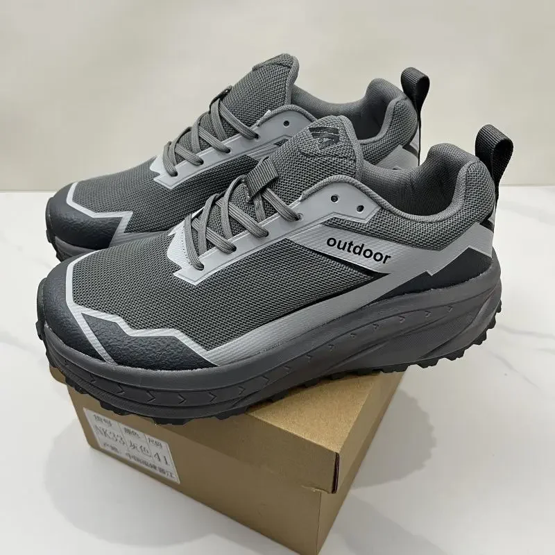 Новые оригинальные профессиональные мужские уличные кроссовки для походов и рыбалки 2026 года, дизайнерские, для широкой и полной стопы
Новые оригинальные профессиональные мужские уличные кроссовки для походов и рыбалки 2026 года, дизайнерские, для широкой и полной стопы
