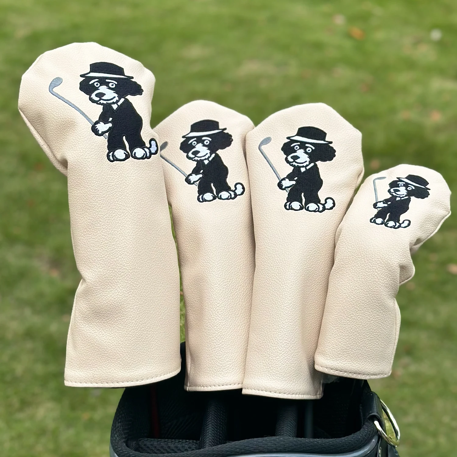 Golf protective cover, cute little dog play pattern design, PU material, stylish and durable, golf head protection cover
Golf protective cover, cute little dog play pattern design, PU material, stylish and durable, golf head protection cover