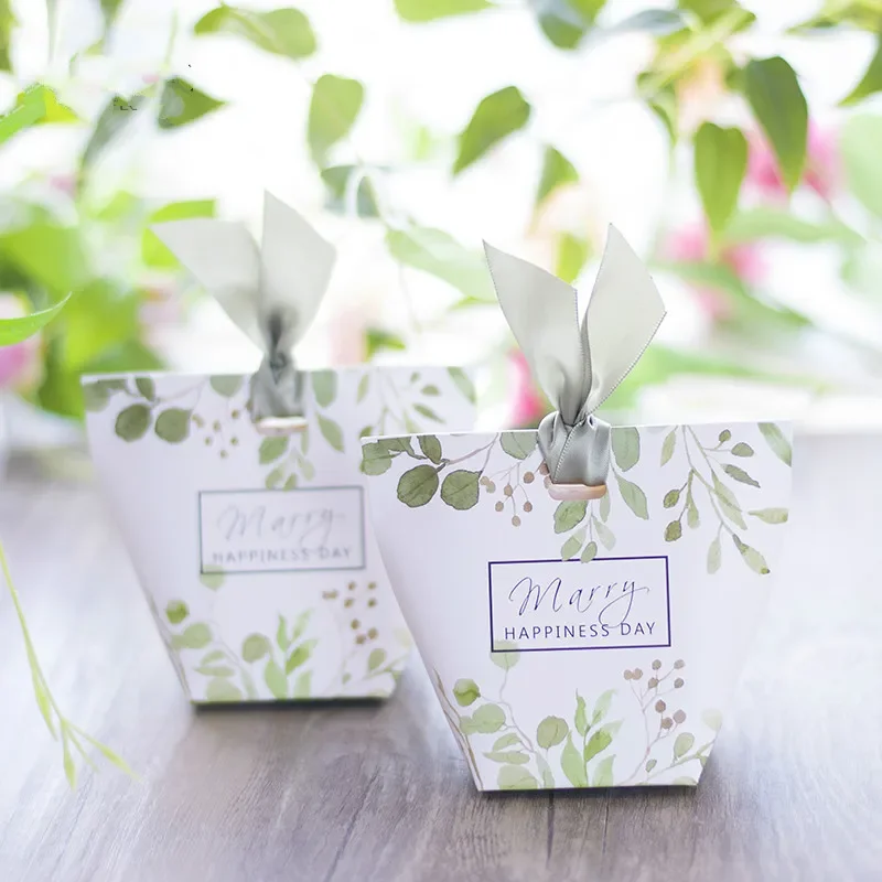 50pcs New European Wedding Favors Green leaves marry happiness day Candy BoxesSweet Gift Box Party Chocolate Box
50pcs New European Wedding Favors Green leaves marry happiness day Candy BoxesSweet Gift Box Party Chocolate Box