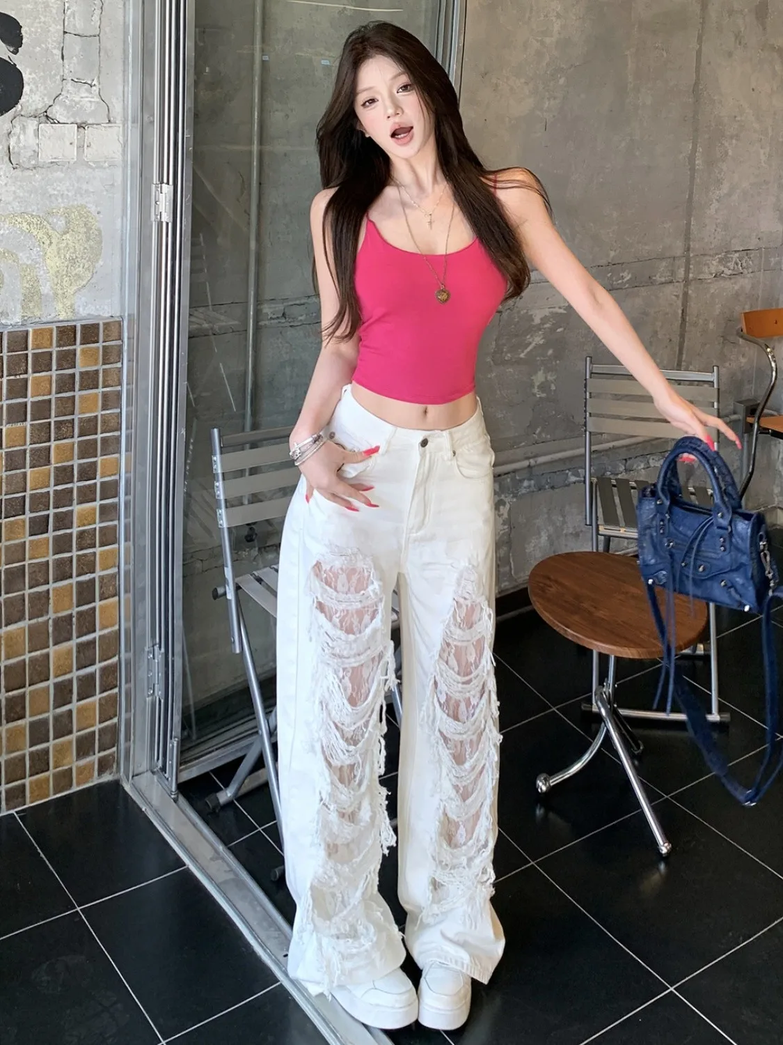 High Waist Loose Fit Denim Jeans Women's Summer New Style Lace Patchwork Hole Design Straight Leg Floor-Length Pants
High Waist Loose Fit Denim Jeans Women's Summer New Style Lace Patchwork Hole Design Straight Leg Floor-Length Pants
