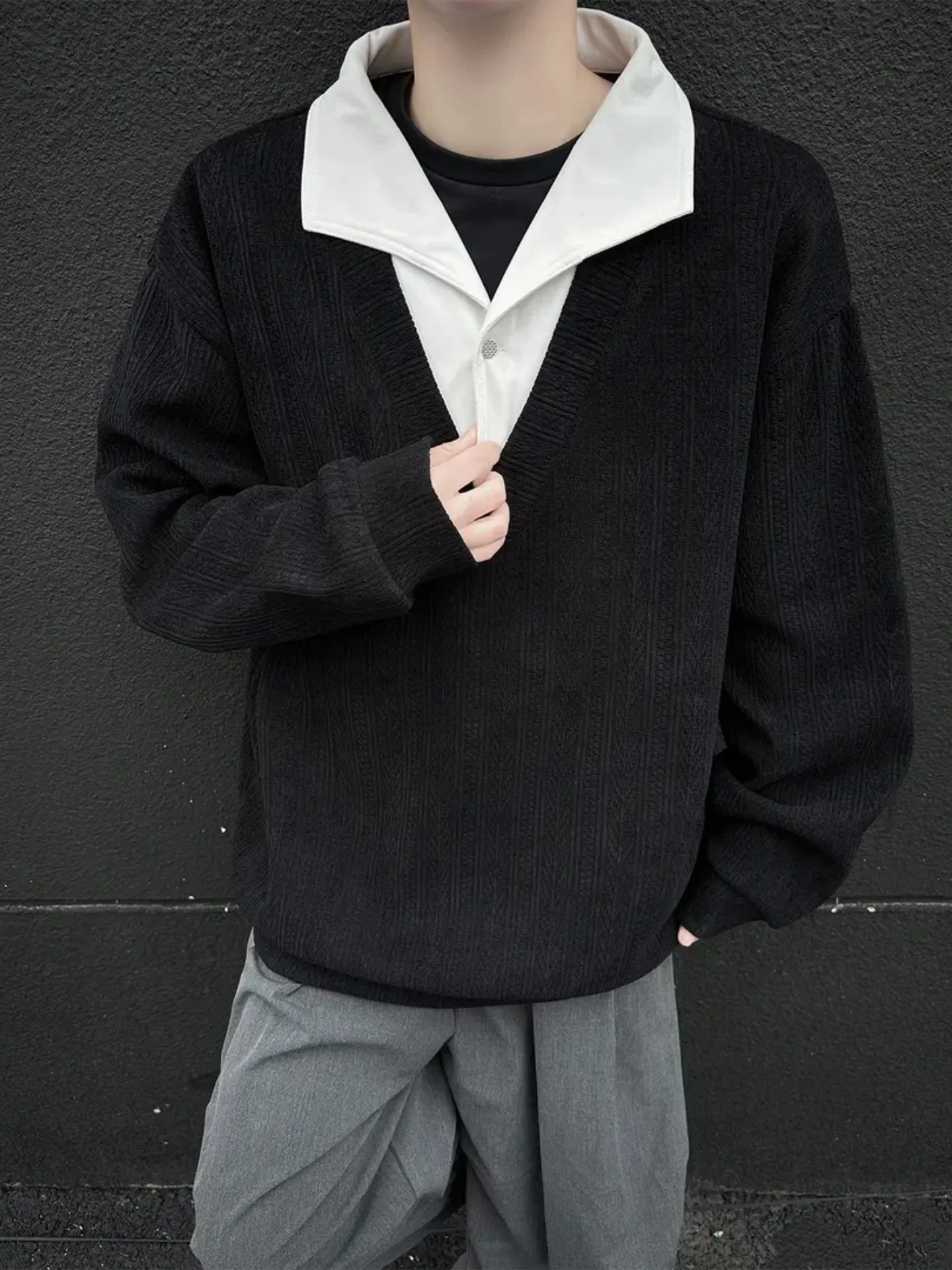 Повседневная свободная толстовка с длинными рукавами для пар, с отложным воротником и комбинированным узором, молодежный тренд, весна, хлопок, полиэстер
Повседневная свободная толстовка с длинными рукавами для пар, с отложным воротником и комбинированным узором, молодежный тренд, весна, хлопок, полиэстер