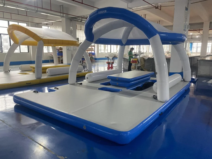 Роскошная надувная вода marina с тентовой крышей для выдвижения яхт, офшорные плавающие платформы, кемпинга и загара
Роскошная надувная вода marina с тентовой крышей для выдвижения яхт, офшорные плавающие платформы, кемпинга и загара