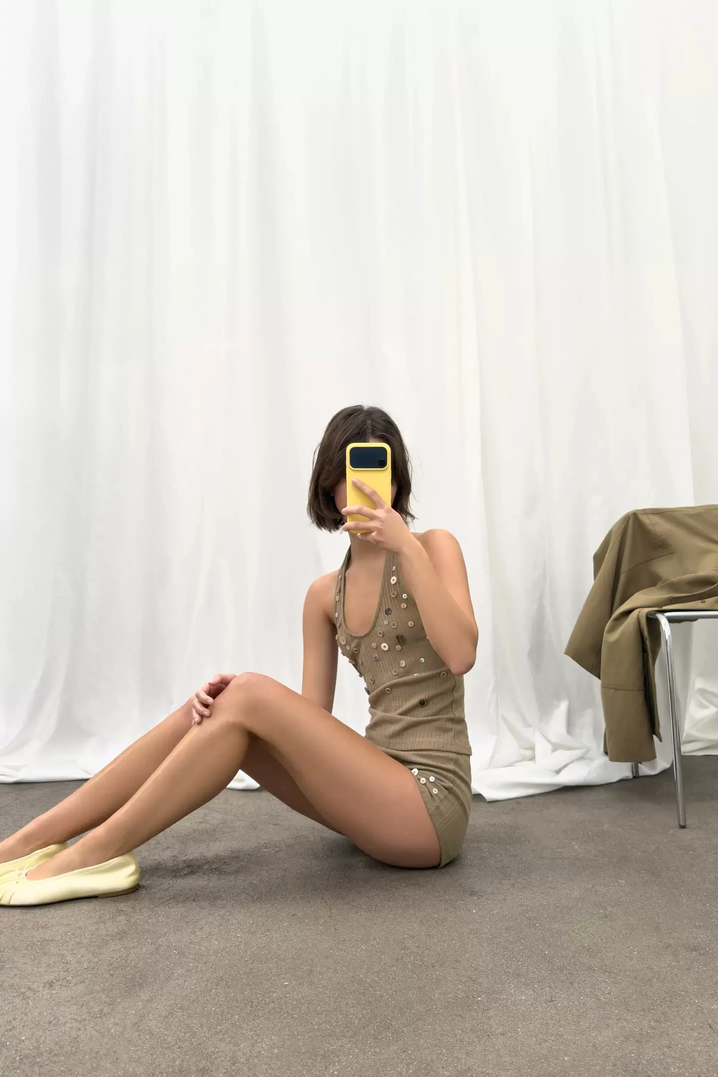 Summer 2026 Women's Fashion Set round Neck Short Sleeve Button Decorated Stripe Shorts Color Block Button Short Pants Ensemble
Summer 2026 Women's Fashion Set round Neck Short Sleeve Button Decorated Stripe Shorts Color Block Button Short Pants Ensemble
