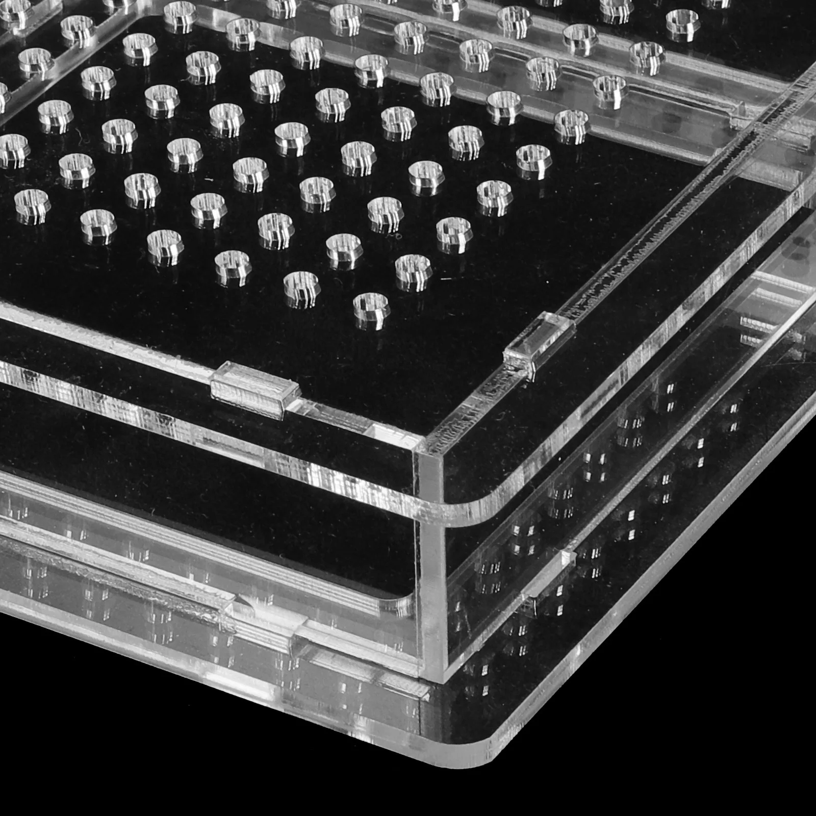 Clear 100-Hole Caviar Maker Box Acrylic Molecular Gastronomy Tool Roe Sauce Dispenser for Home Kitchen Restaurant Use
Clear 100-Hole Caviar Maker Box Acrylic Molecular Gastronomy Tool Roe Sauce Dispenser for Home Kitchen Restaurant Use