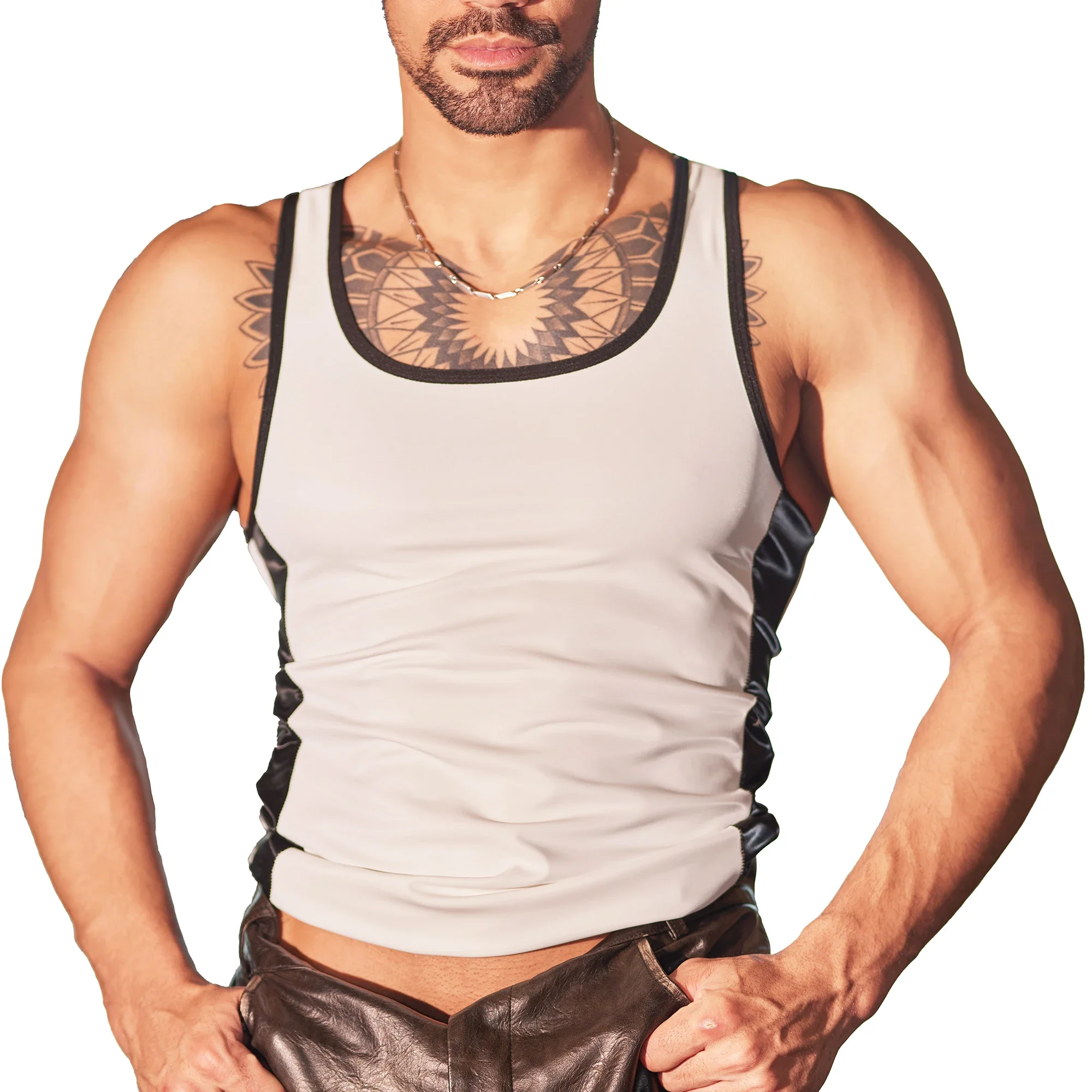 New Fashionable Black and White Contrasting Sleeveless Leather Men's Vest Elastic Slim Fit Sexy Vest Boxer Fitness Muscle Vest
New Fashionable Black and White Contrasting Sleeveless Leather Men's Vest Elastic Slim Fit Sexy Vest Boxer Fitness Muscle Vest