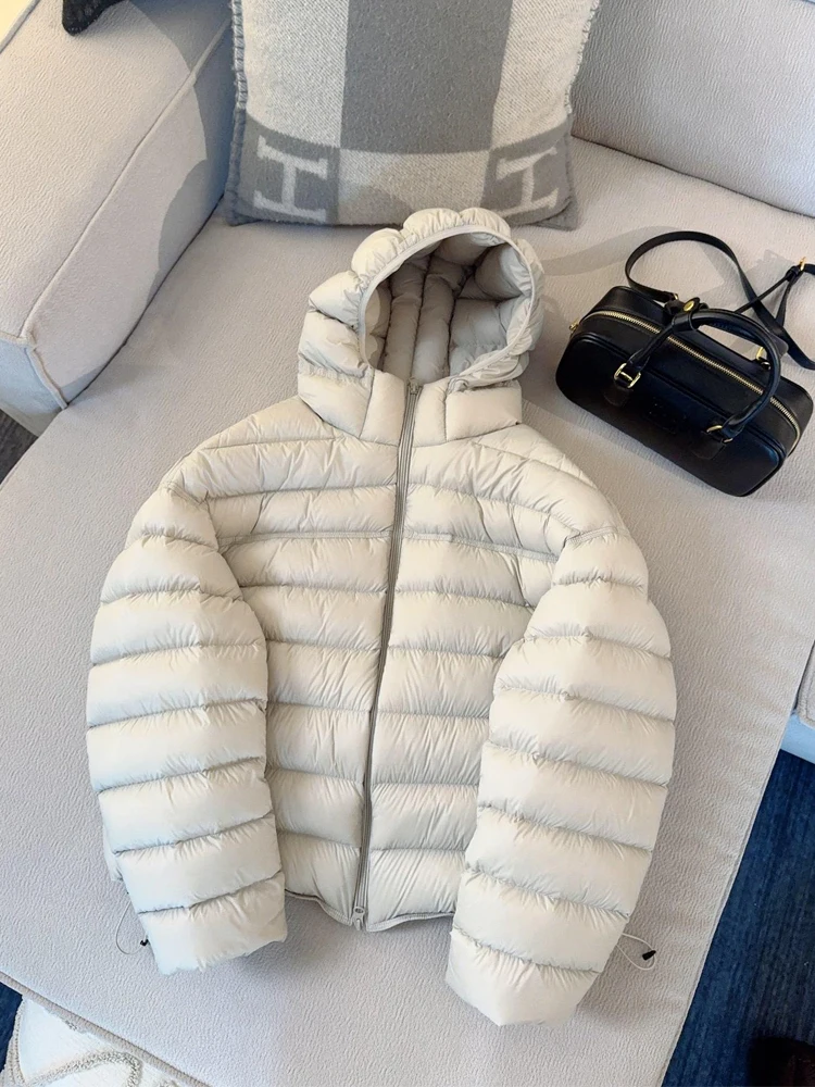 Новинка! Женская стеганая куртка Sli: теплая, модная, с капюшоном, из прочной хлопковой ткани, в корейском стиле.
Новинка! Женская стеганая куртка Sli: теплая, модная, с капюшоном, из прочной хлопковой ткани, в корейском стиле.