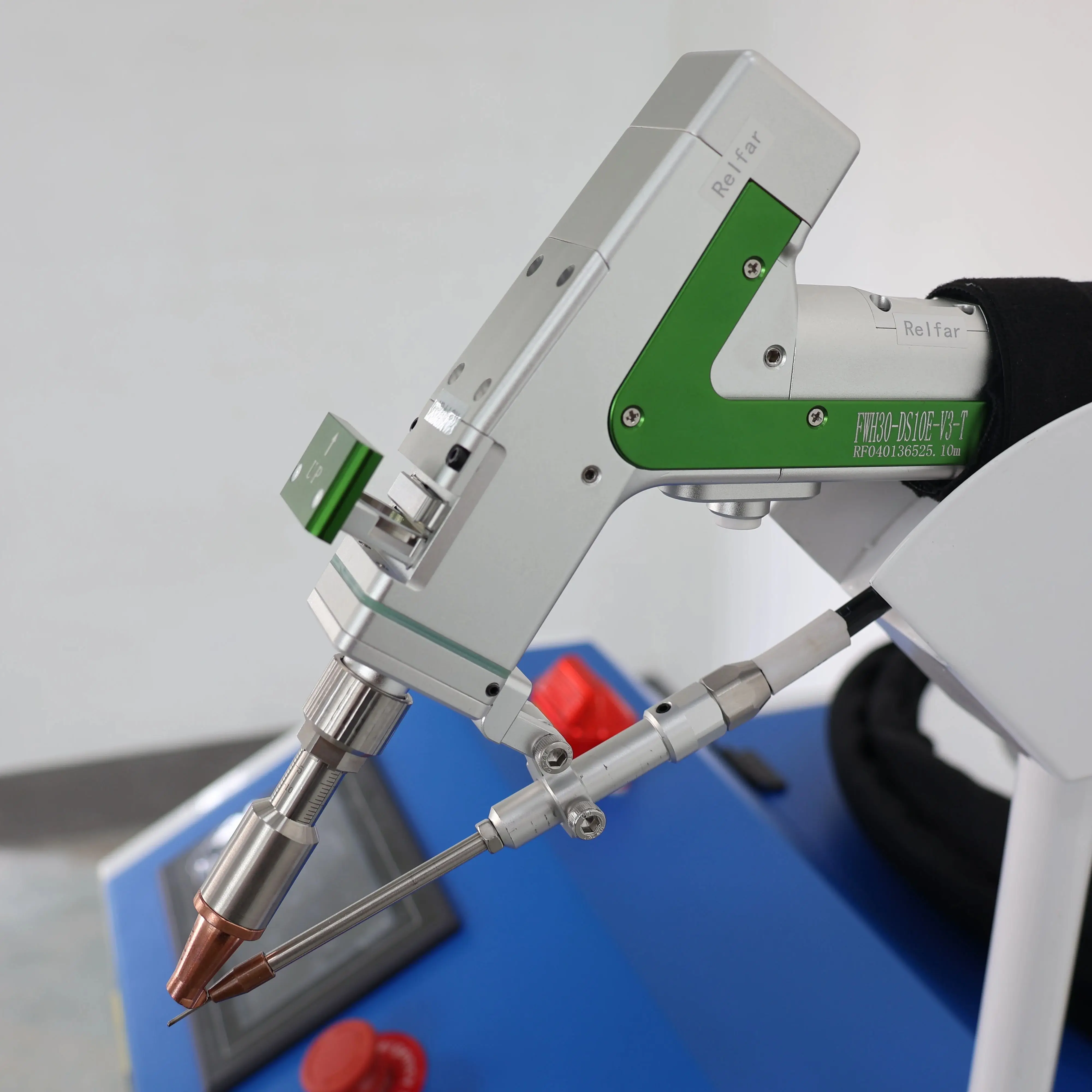 CE certified RZ3000H 5in1laser machine welding+cleaning+welding seam cleaning+cutting +battery welding
CE certified RZ3000H 5in1laser machine welding+cleaning+welding seam cleaning+cutting +battery welding