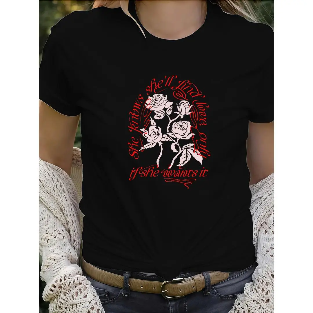 Women's Gothic Rose T-shirt "She Knows" Letter Print Short Sleeve Loose Casual Streetwear Top Independent Girls Summer Fashion
Women's Gothic Rose T-shirt "She Knows" Letter Print Short Sleeve Loose Casual Streetwear Top Independent Girls Summer Fashion
