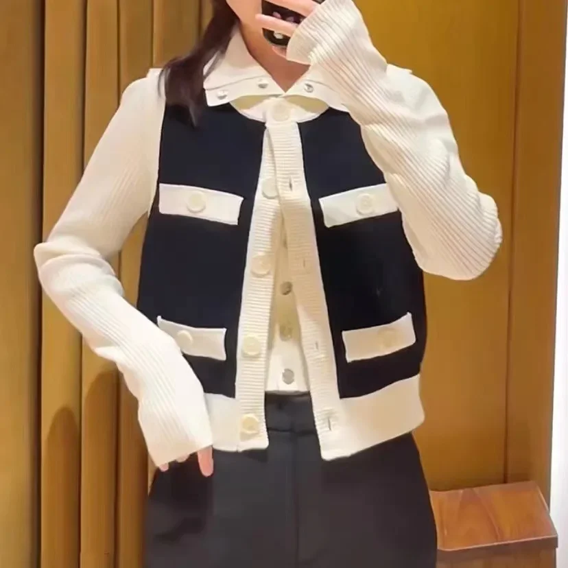 Women Color Patchwork Vest Round Neck Sleeveless Single Breasted Casual Spring 2024 Cardigan
Women Color Patchwork Vest Round Neck Sleeveless Single Breasted Casual Spring 2024 Cardigan
