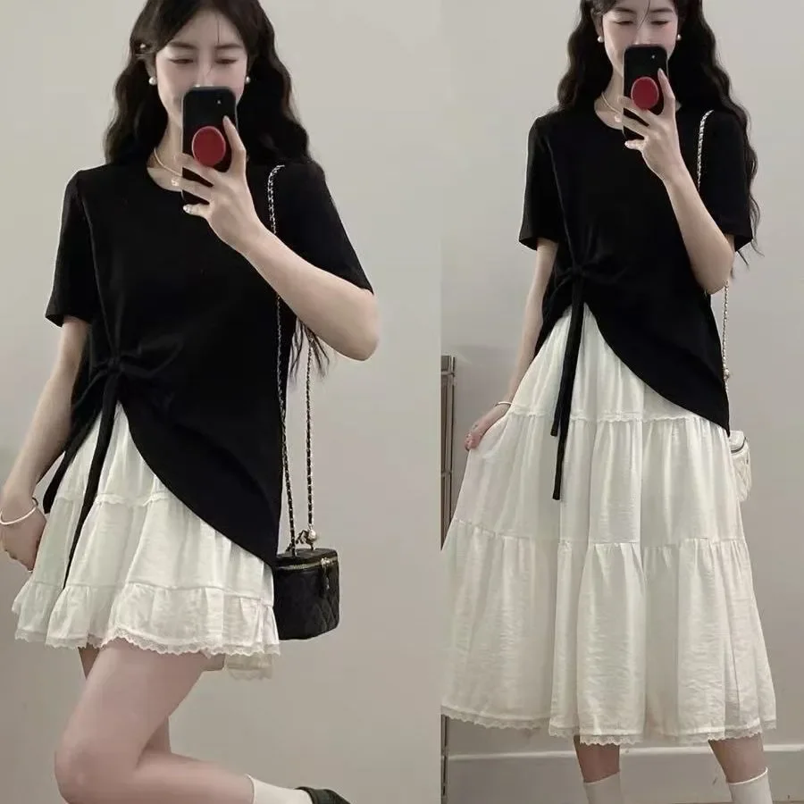 Women's Summer New Lace Cake Skirt Bow Loose T-shirt Set Casual
Women's Summer New Lace Cake Skirt Bow Loose T-shirt Set Casual