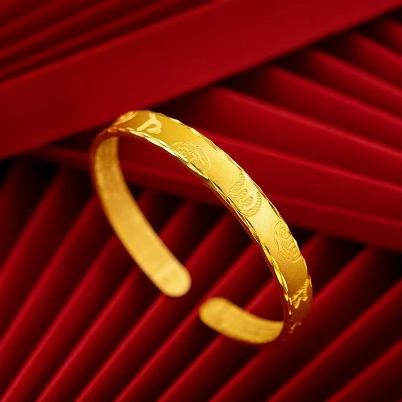 Year of the Dragon Sand Cloud Six-Word Mantra Bracelet Brass Plated Cloud Open Women's Fashion Bracelet Bangle
Year of the Dragon Sand Cloud Six-Word Mantra Bracelet Brass Plated Cloud Open Women's Fashion Bracelet Bangle
