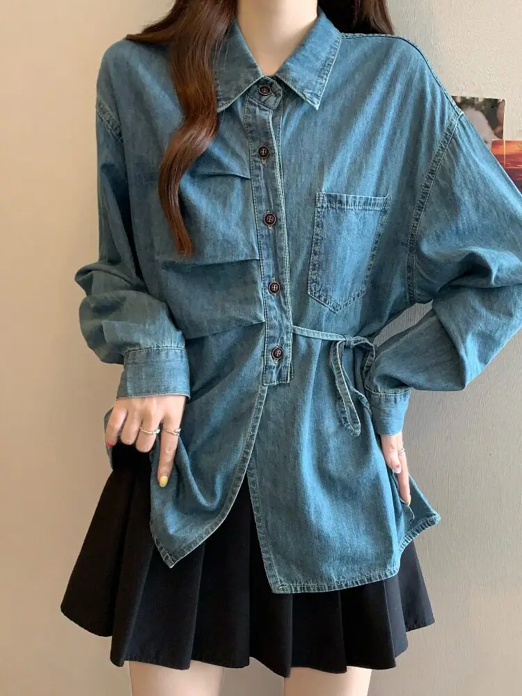 Джинсовое пальто-куртка женское, весна 2026, новинка, большие размеры, стройнящий дизайн, ретро-стиль, с длинными рукавами, средней длины
Джинсовое пальто-куртка женское, весна 2026, новинка, большие размеры, стройнящий дизайн, ретро-стиль, с длинными рукавами, средней длины