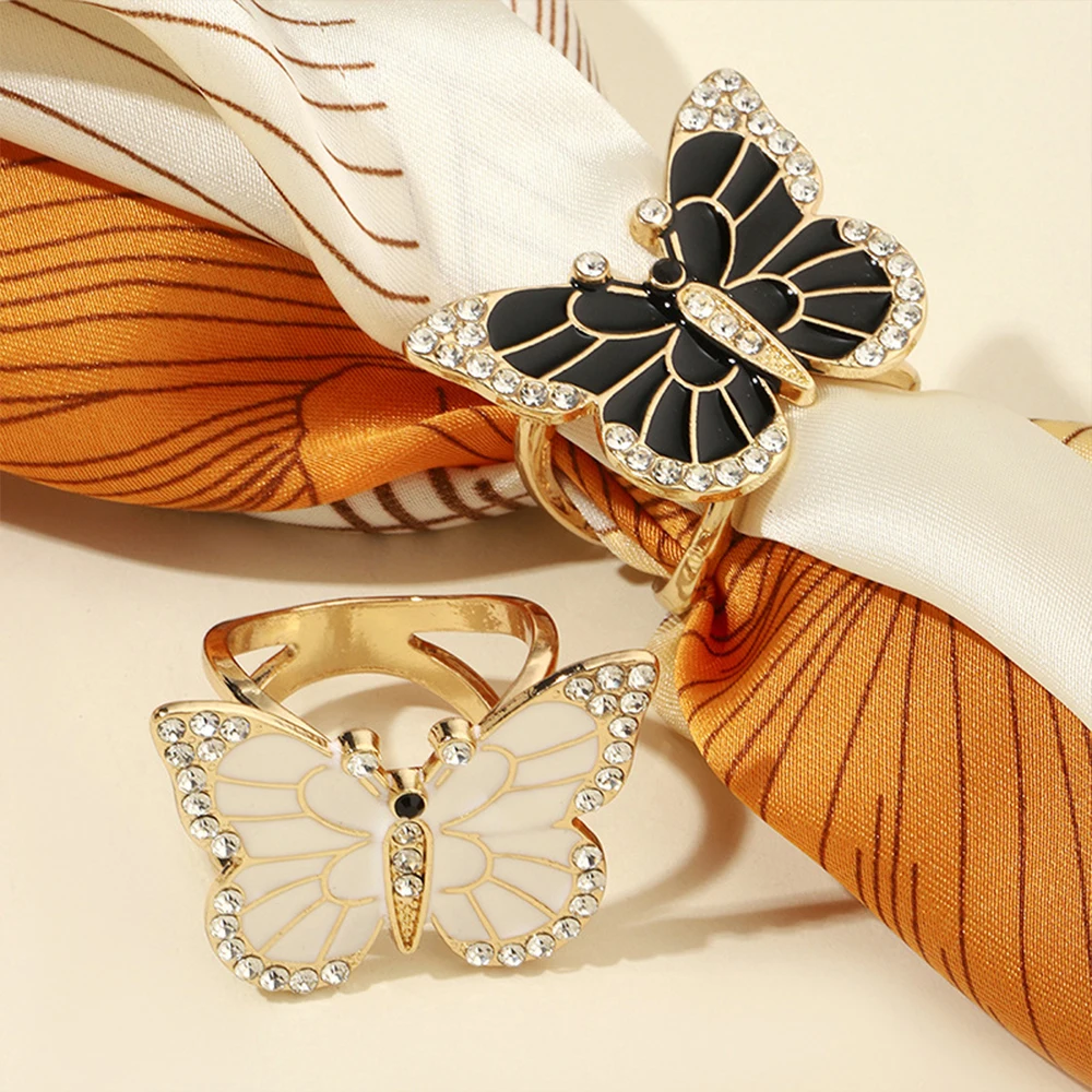 1pc Butterfly Rhinestone Scarf Buckle, Exquisite Luxury Coat Belt Buckle, Ribbon Ring, Delicate Clothing Accessory, Black/White
1pc Butterfly Rhinestone Scarf Buckle, Exquisite Luxury Coat Belt Buckle, Ribbon Ring, Delicate Clothing Accessory, Black/White