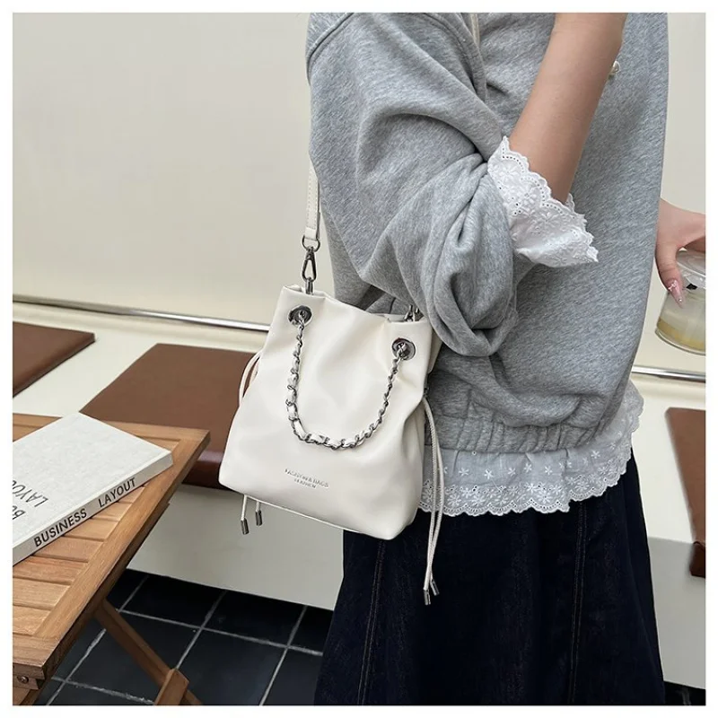 Sophisticated Women's Tote Bag Made Of Microfiber Leather Boasting Trendy Lasting Spacious Soft Daily Modern Look
Sophisticated Women's Tote Bag Made Of Microfiber Leather Boasting Trendy Lasting Spacious Soft Daily Modern Look