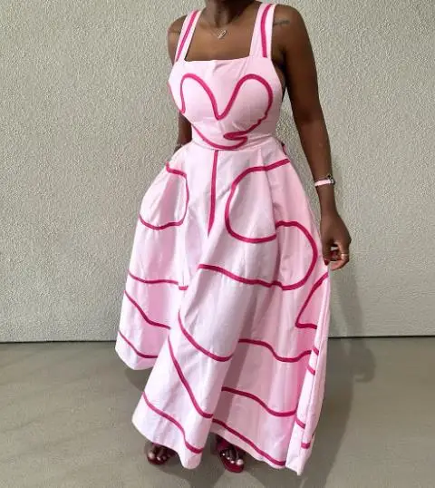 Women's Clothing 2025 Summer New Style Temperament Square Neck Sleeveless High Waist Slimming Mid Length Camisole Dress
Women's Clothing 2025 Summer New Style Temperament Square Neck Sleeveless High Waist Slimming Mid Length Camisole Dress