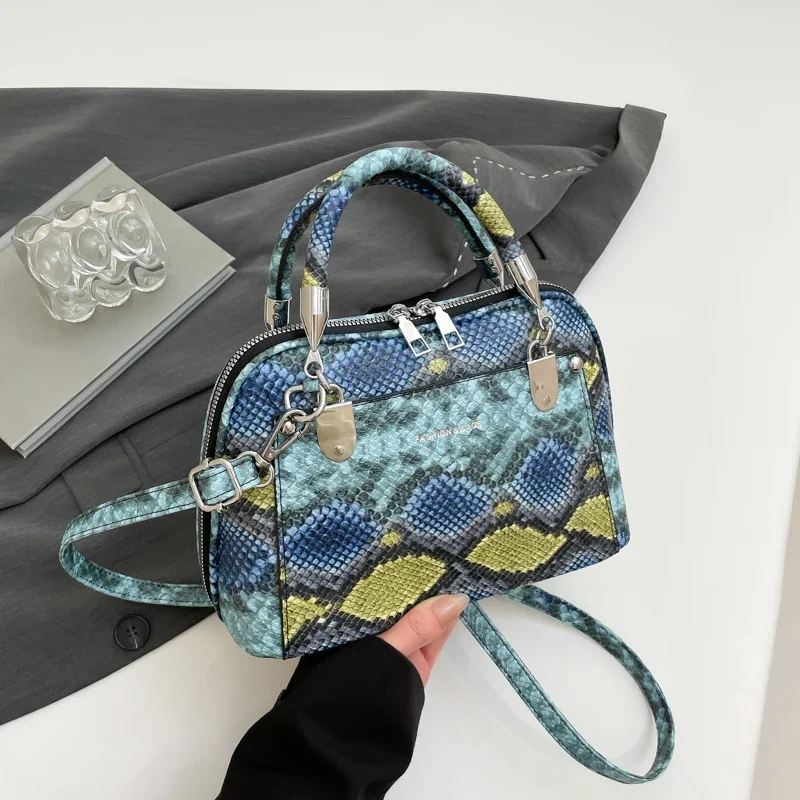 Vintage Women Business Shoulder Bags Simple Ladies Commute Tote Bag Pu Leather Female Crossbody Bag Large Shell Handbags Purse
Vintage Women Business Shoulder Bags Simple Ladies Commute Tote Bag Pu Leather Female Crossbody Bag Large Shell Handbags Purse