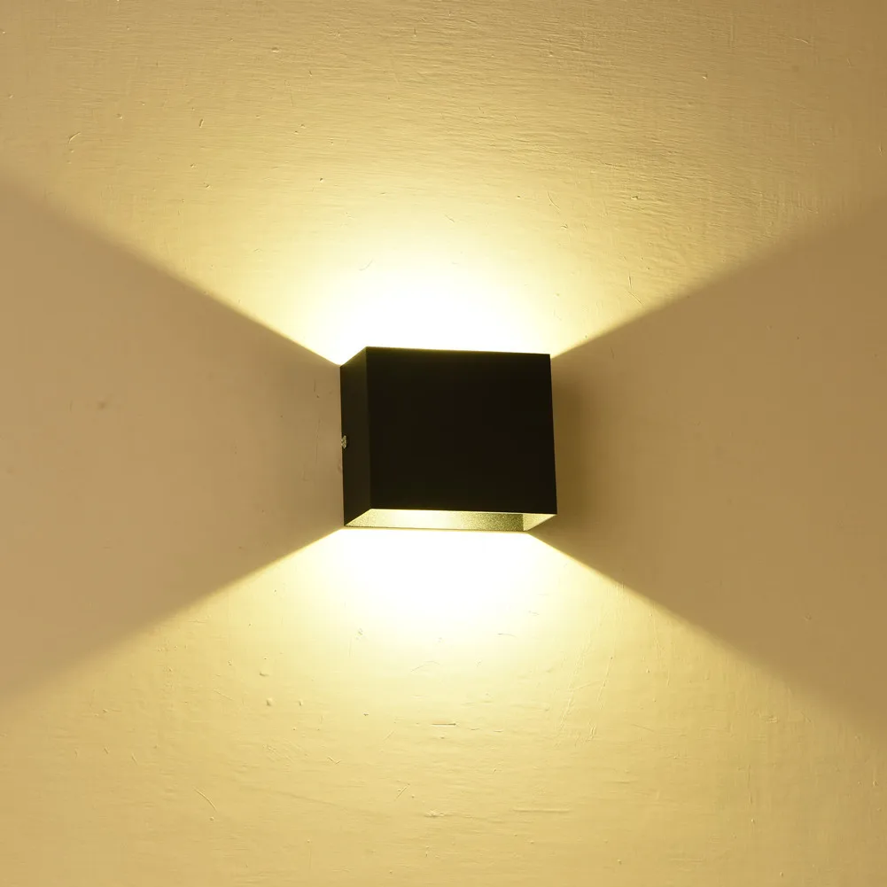 Adjustable 6W LED Wall Lamp AC85-265V COB Waterproof Aluminum Cube Outdoor Porch Wall Light Wholesale
Adjustable 6W LED Wall Lamp AC85-265V COB Waterproof Aluminum Cube Outdoor Porch Wall Light Wholesale