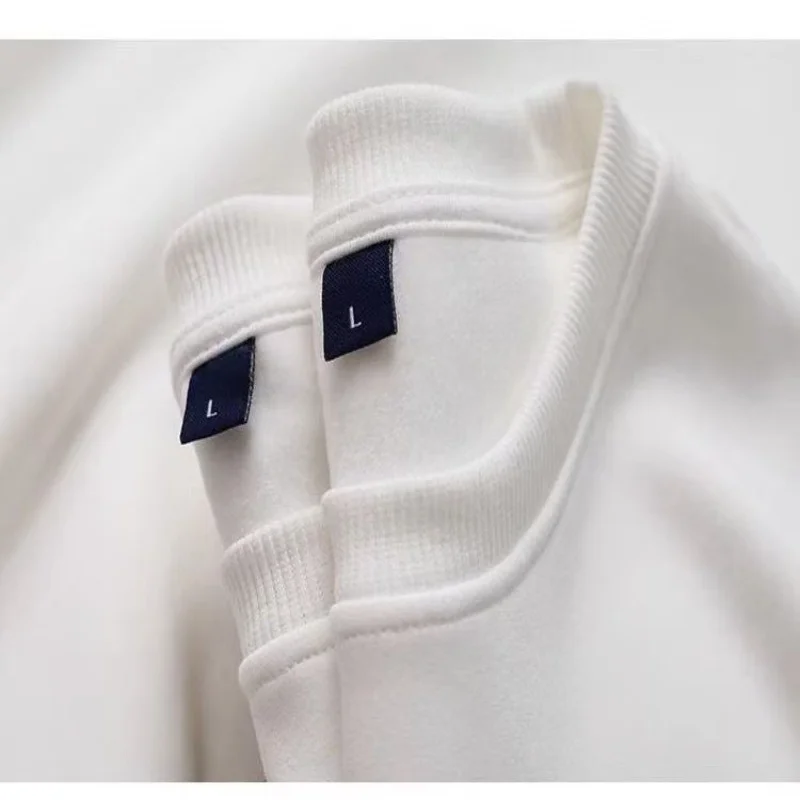 Oversized unisex crewneck sweatshirt in solid colors, thickened for men and women, loose fit in large sizes
Oversized unisex crewneck sweatshirt in solid colors, thickened for men and women, loose fit in large sizes