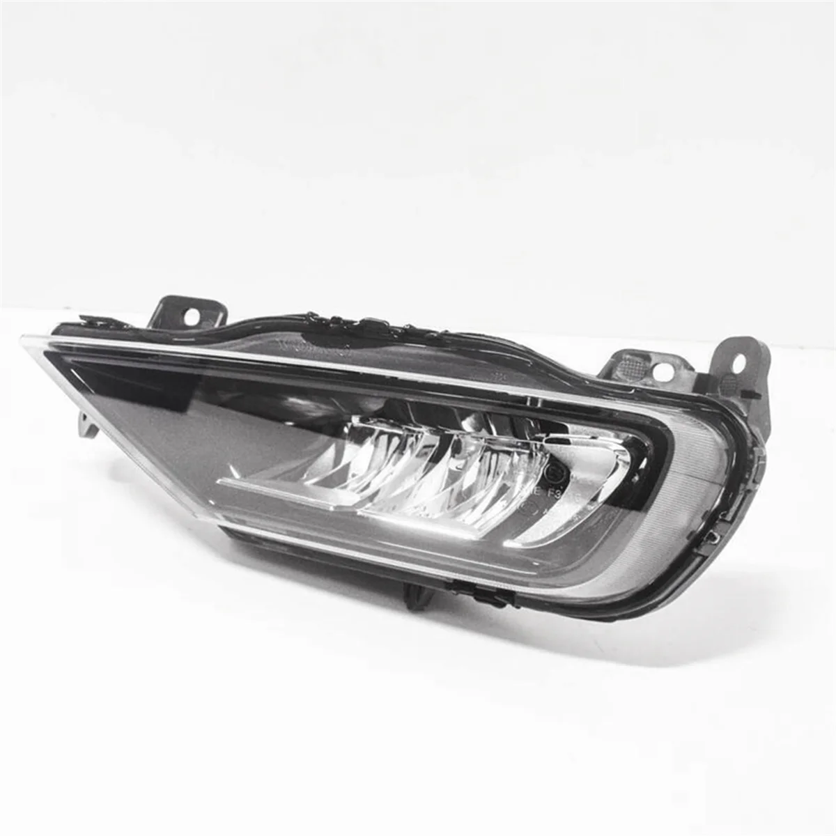A15Z-Right Front Anti-Fog Light LED Driving Lamp 31434667 for VOLVO XC90 XC60 S90 V90 2016-2022 LED Daytime Running Light
A15Z-Right Front Anti-Fog Light LED Driving Lamp 31434667 for VOLVO XC90 XC60 S90 V90 2016-2022 LED Daytime Running Light