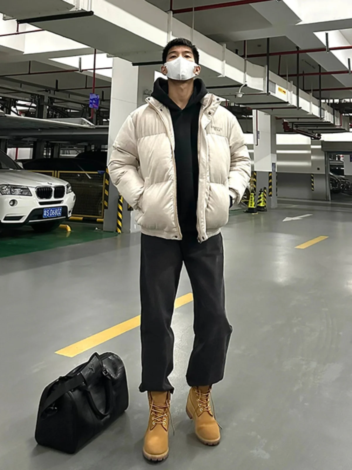 American High Street Black Jeans Men's Autumn Winter Style with Boots Trendy Handsome Slim Straight Leg Jeans
American High Street Black Jeans Men's Autumn Winter Style with Boots Trendy Handsome Slim Straight Leg Jeans