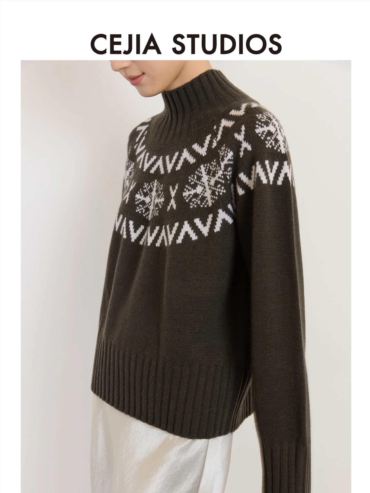 Nordic Sle Fair Isle Knitted Women's Camere Sweater f High Collar Winter New Arrival Warm Cozy Long Sve Woolen Top
Nordic Sle Fair Isle Knitted Women's Camere Sweater f High Collar Winter New Arrival Warm Cozy Long Sve Woolen Top