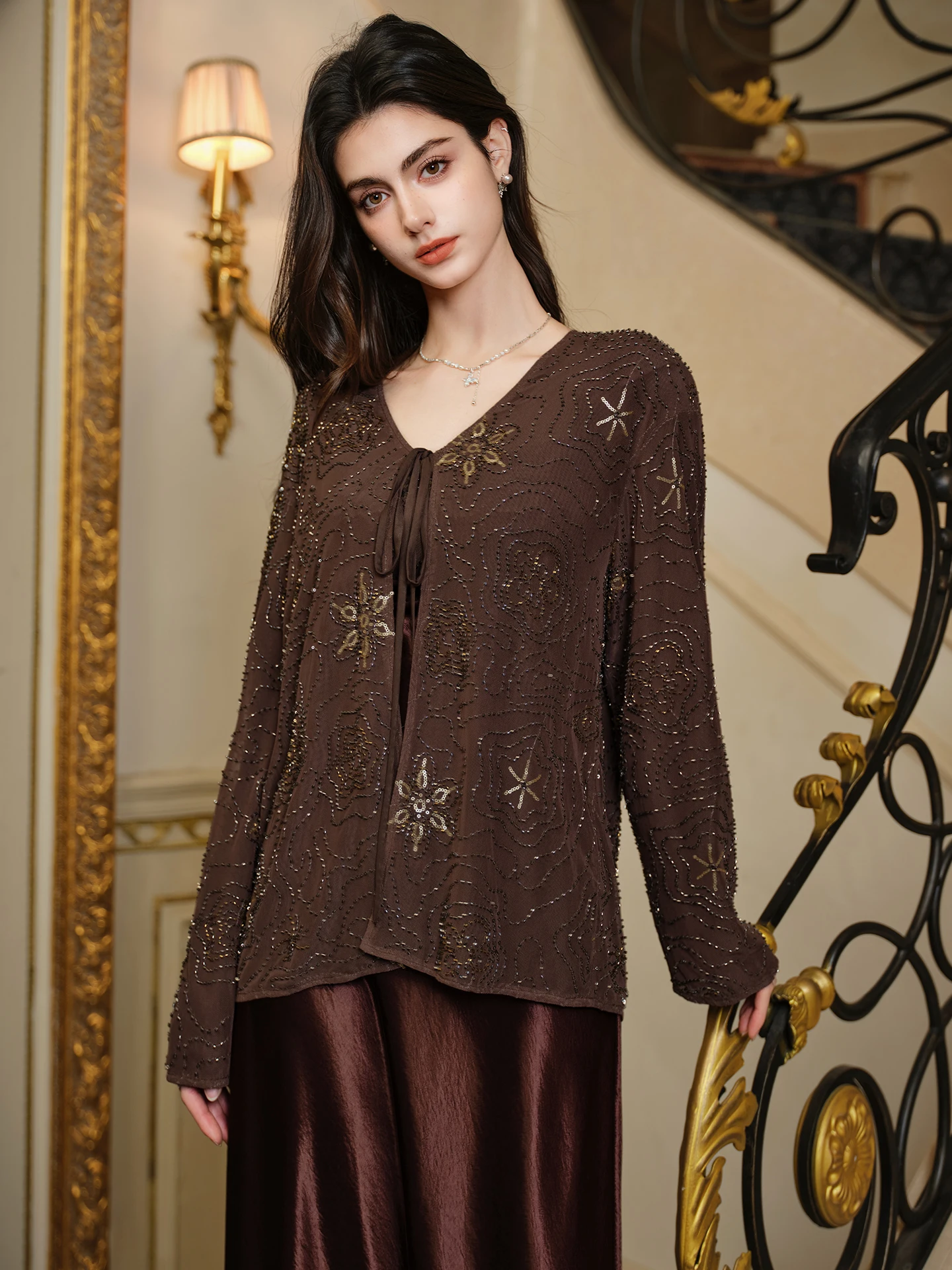 Reve Classical Vintage Style Embroidered Sun Protection Long Sleeve Cardigan Mesh Wing Tie Back Open Shirt Women's Knitted Top
Reve Classical Vintage Style Embroidered Sun Protection Long Sleeve Cardigan Mesh Wing Tie Back Open Shirt Women's Knitted Top