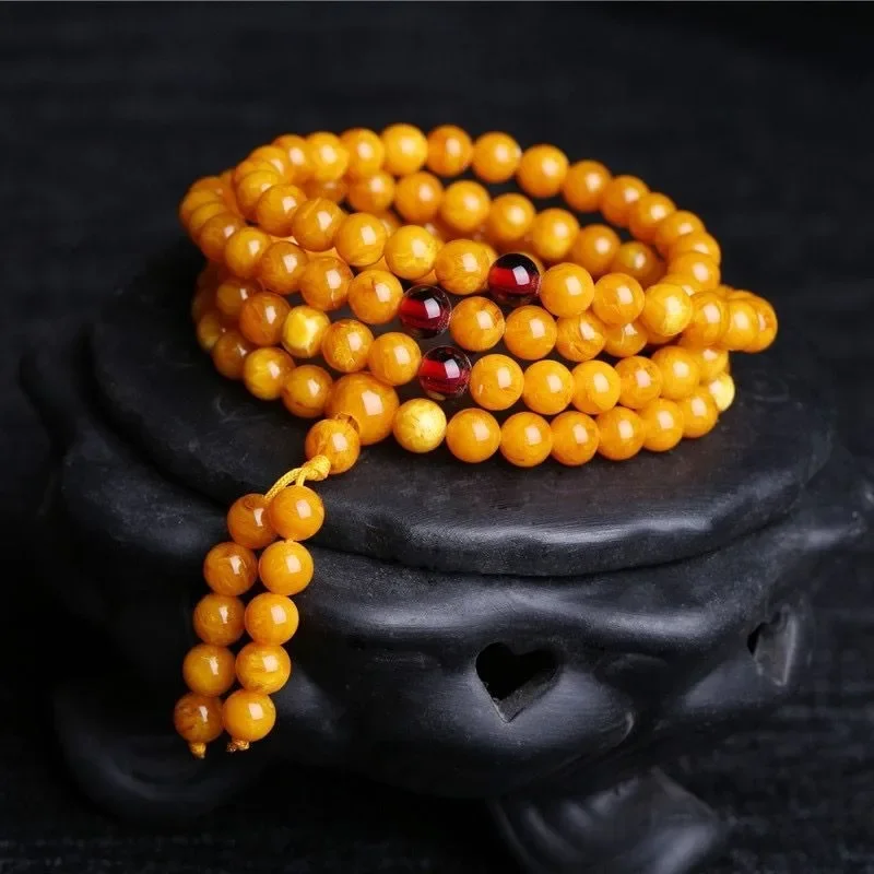 Beeswax Amber Bracelet, Unisex Jewelry.
Beeswax Amber Bracelet, Unisex Jewelry.