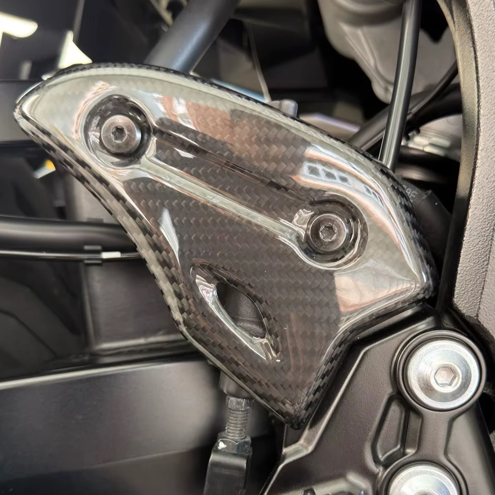 Защита задней части ног для Suzuki GSX1300R Hayabusa Gen 3 2021-2025, накладки на задние крылья, карбон
Защита задней части ног для Suzuki GSX1300R Hayabusa Gen 3 2021-2025, накладки на задние крылья, карбон