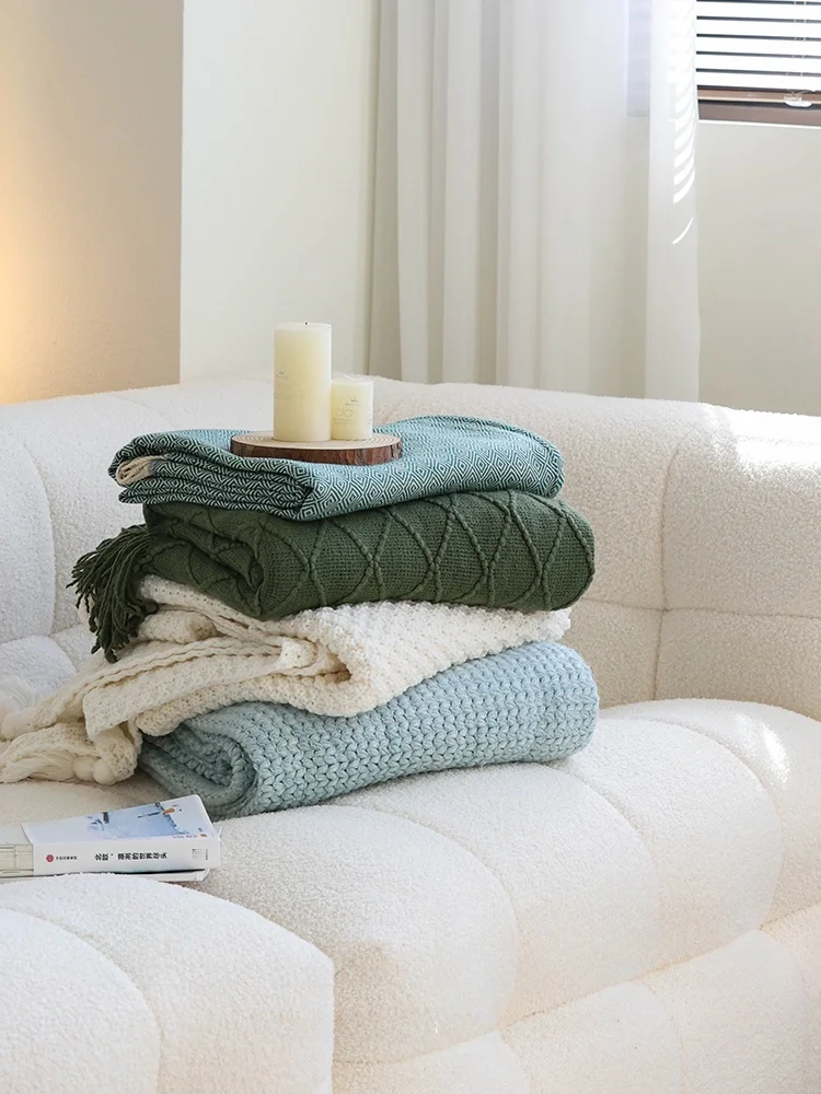 Modern Minimalist Plush Blanket Sofa Cover Blanket Living Room Casual Blanket Student Dormitory Cover Blanket Single Shoulder...
Modern Minimalist Plush Blanket Sofa Cover Blanket Living Room Casual Blanket Student Dormitory Cover Blanket Single Shoulder...