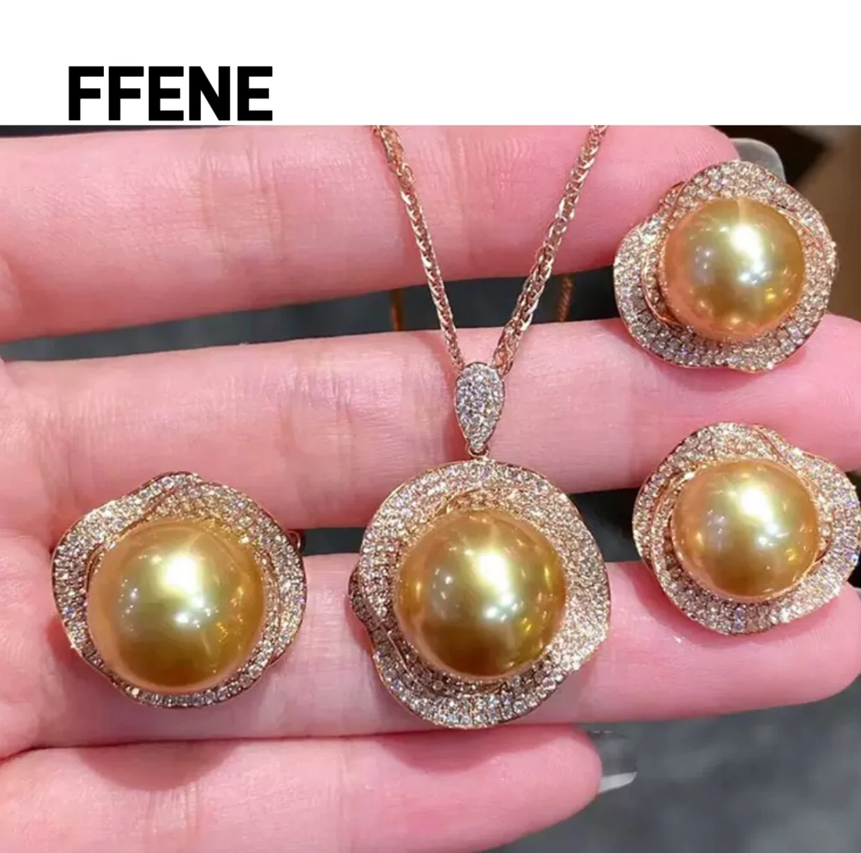 Korean light luxury zircon flower pearl necklace women's fashion temperament choker chain small niche personality high-end feel
Korean light luxury zircon flower pearl necklace women's fashion temperament choker chain small niche personality high-end feel