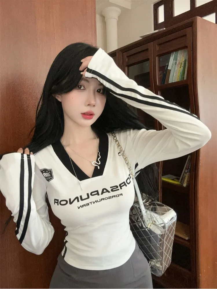 Slim Fit Short Sleeve American Hot Girl Letter Print Long Sleeve T-Shirt Women Early Autumn New Small Design Sense Fashion Top
Slim Fit Short Sleeve American Hot Girl Letter Print Long Sleeve T-Shirt Women Early Autumn New Small Design Sense Fashion Top