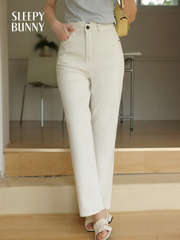 Slim Fit White Straight-Leg Jeans Women High Waist Commuter Pants Soft Brushed Fabric Spring Casual Trousers Flattering Fit
Slim Fit White Straight-Leg Jeans Women High Waist Commuter Pants Soft Brushed Fabric Spring Casual Trousers Flattering Fit
