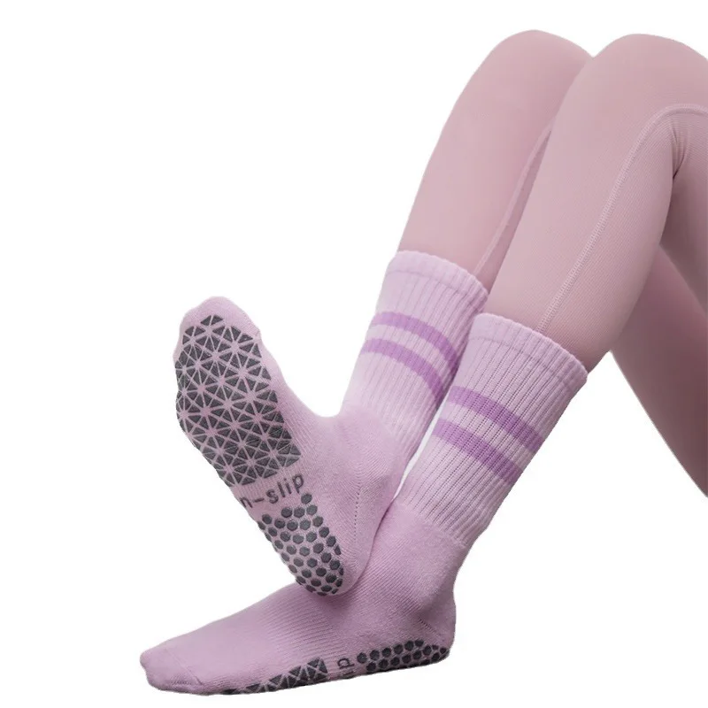 Miosam custom logo High quality Professional yoga socks middle tube Striped socks Pilates silicone non-slip soft socks for women
Miosam custom logo High quality Professional yoga socks middle tube Striped socks Pilates silicone non-slip soft socks for women