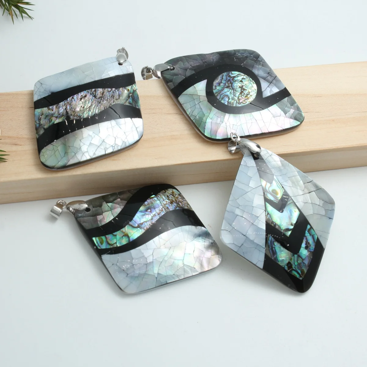 47x58x7mm multi style natural popular shell pendant for jewelry DIY accessories accessories
47x58x7mm multi style natural popular shell pendant for jewelry DIY accessories accessories