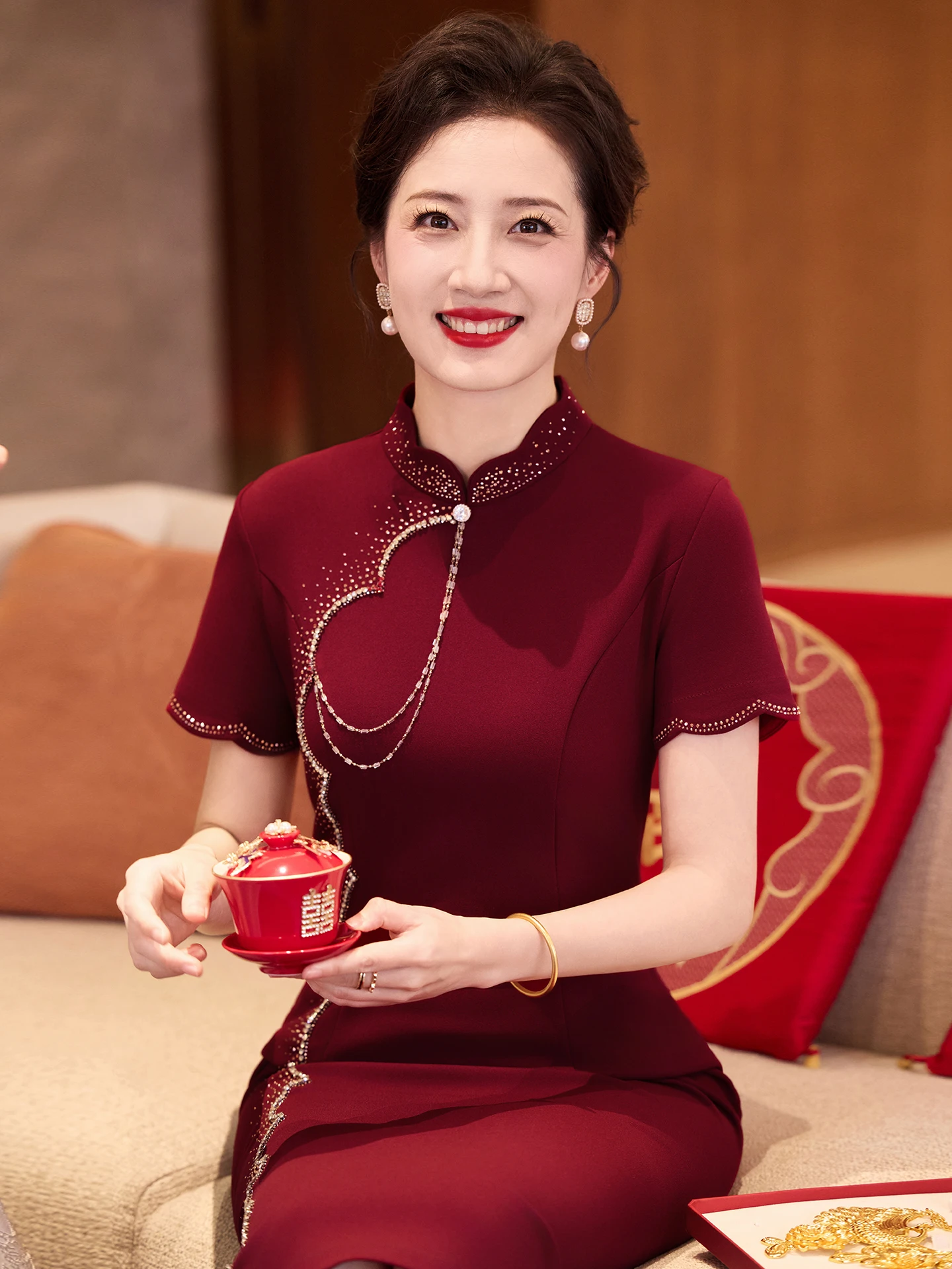 Ele Modern Young Bridesmaid Wedding Dr Faionable High Collar ort Sve Low Slit Polyester Fabric
Ele Modern Young Bridesmaid Wedding Dr Faionable High Collar ort Sve Low Slit Polyester Fabric