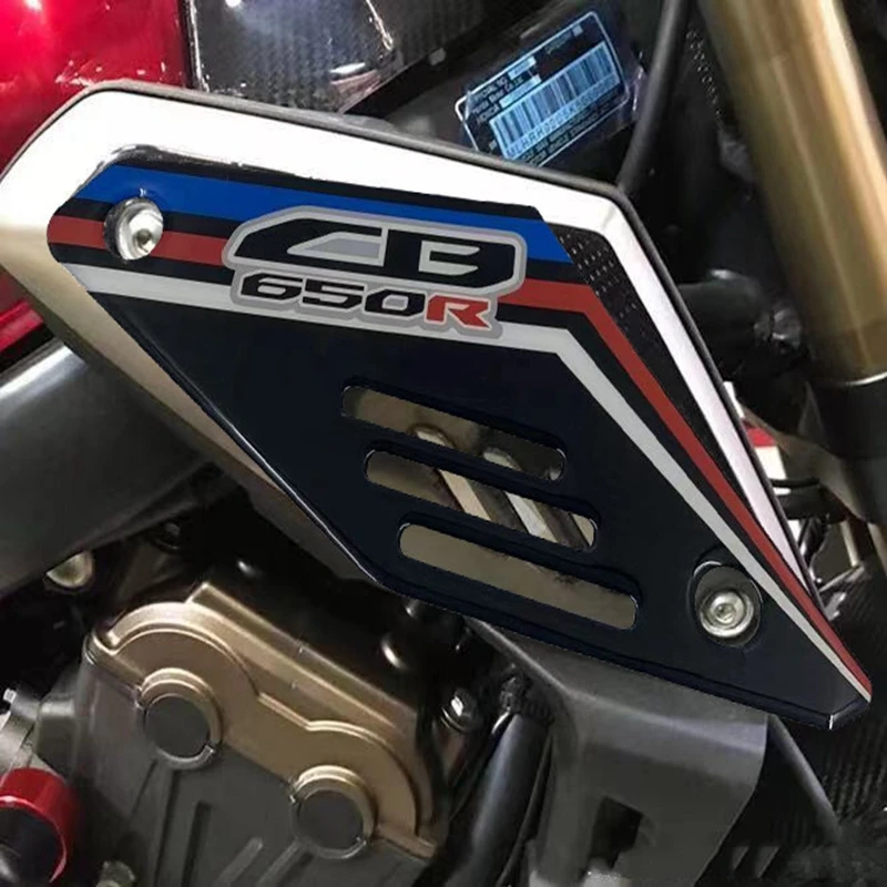 3D carbon fiber Motorcycle stickers protection decal font reflective fuel tank side sticker for Honda CB650R 2019-2020 CB 650R
3D carbon fiber Motorcycle stickers protection decal font reflective fuel tank side sticker for Honda CB650R 2019-2020 CB 650R
